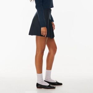 Aritzia | Sunday Best Navy Pleated Skirt